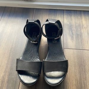 Topshop Flatform Sandals